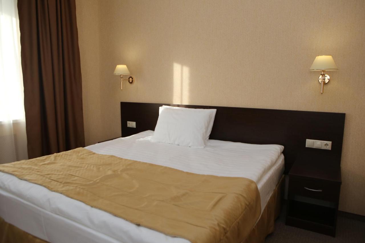 Hotel Aner Астана Екстериор снимка