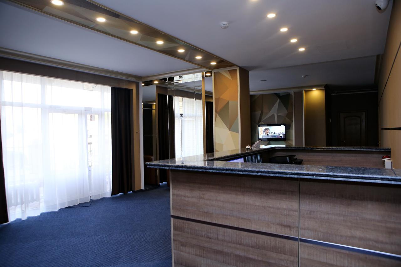 Hotel Aner Астана Екстериор снимка