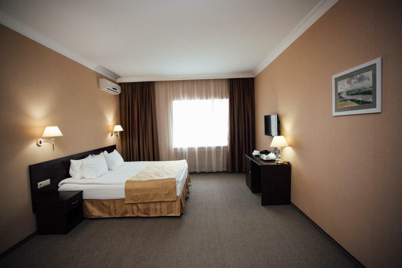 Hotel Aner Астана Екстериор снимка